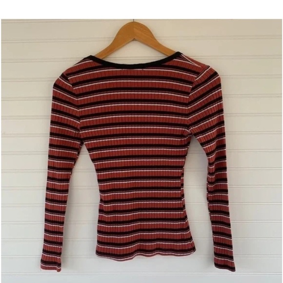 Fitted Red and Black Ribbed Long Sleeve Button Down - Picture 2 of 5